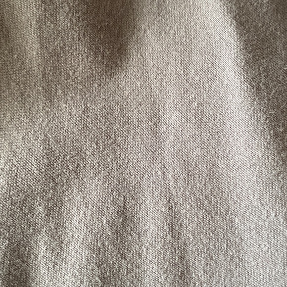 SHEIN Maternity Solid Ruffle Hem Dress - Picture 9 of 9